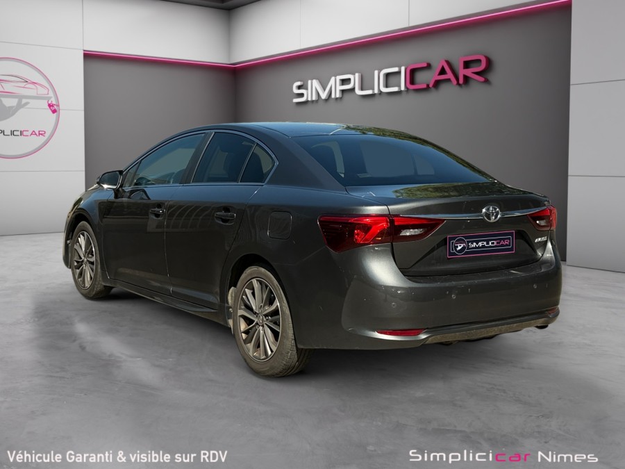 TOYOTA d'occasion AVENSIS A TROIS VOLUMES TS 1.6 D-4D 112 ACTIVE PRO