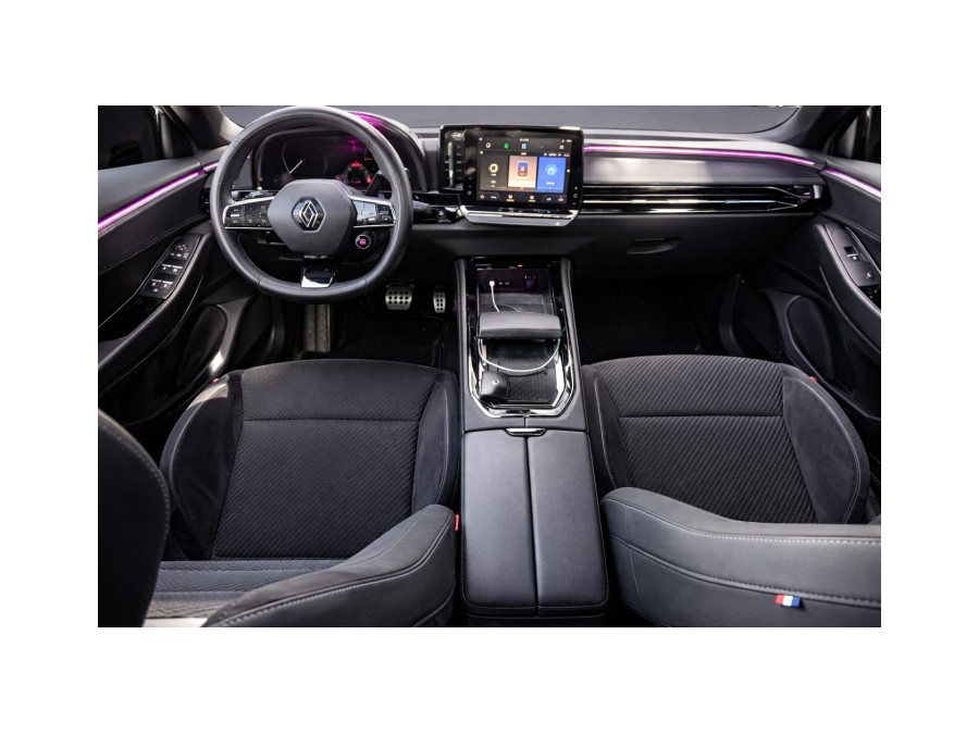 RENAULT d'occasion AUSTRAL 1.2 E-TECH 200 TECHNO de 2023 Guadeloupe