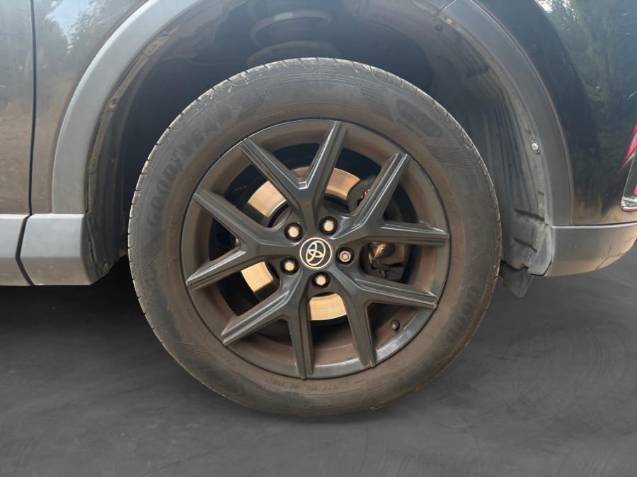 TOYOTA d'occasion RAV 4 IV HYBRIDE 2WD black édition de 2018 Orgeval