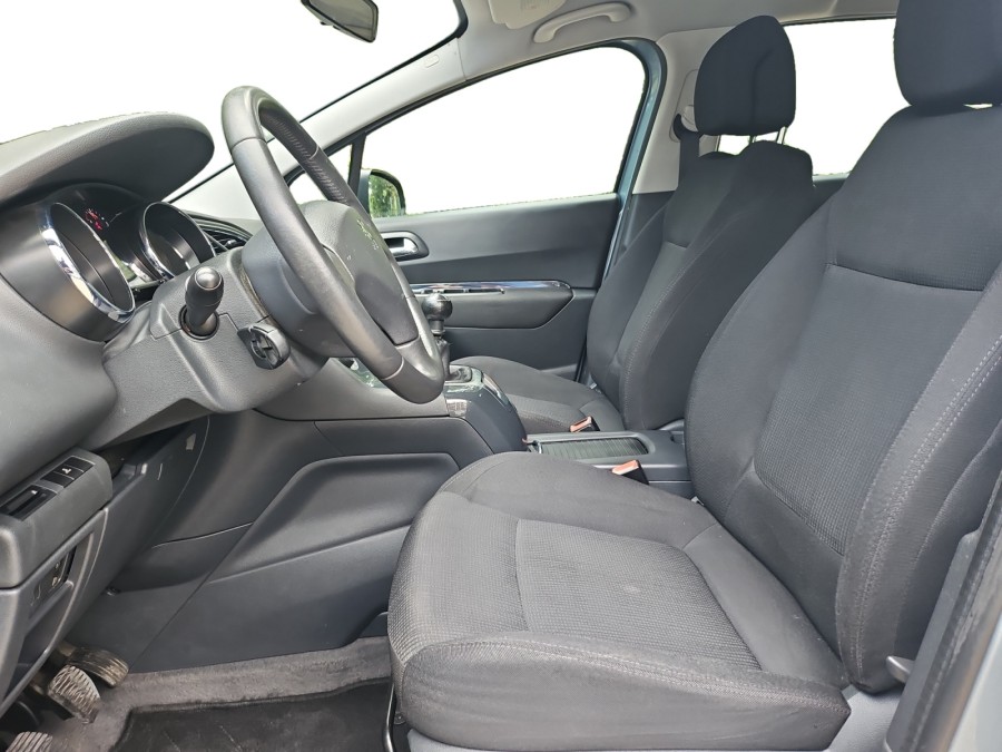 PEUGEOT d'occasion 5008 1.6 HDI 112 BUSINESS de 2012 Orgeval Verneuil