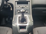 PEUGEOT d'occasion 5008 1.6 HDI 112 BUSINESS de 2012 Orgeval Verneuil