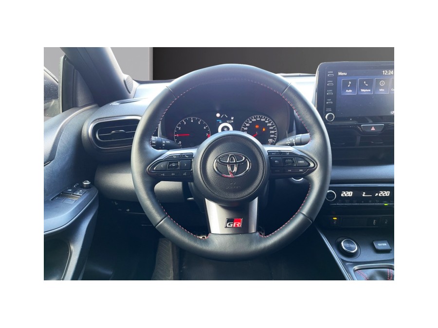 TOYOTA d'occasion YARIS GR 1.6 TURBO 261 PACK TRACK de 2021 Caen (14)﻿
