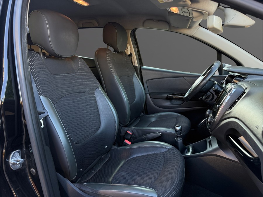 RENAULT d'occasion CAPTUR I 1.5 DCI 110 COOL GREY de 2016 Toulon Est