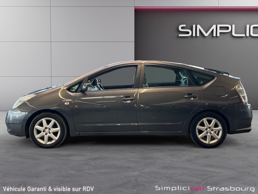TOYOTA d'occasion PRIUS LIFTBACK 75 VVTI LINEA SOL de 2008 Strasbourg