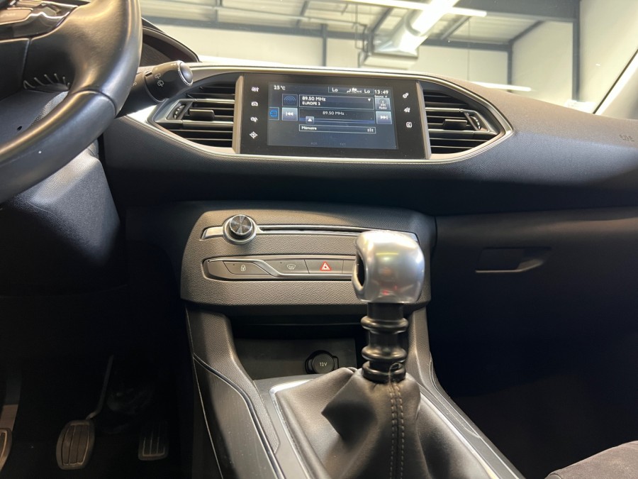 PEUGEOT d'occasion 308 SW II SW 1.6 E-HDI 115 FELINE de 2014
