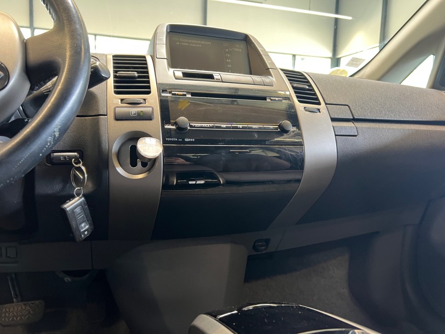 TOYOTA d'occasion PRIUS LIFTBACK 75 VVTI LINEA SOL de 2007 Strasbourg