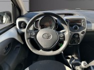 TOYOTA d'occasion AYGO 1.0 VVT-I 72 XPLAY de 2014 Salon de Provence