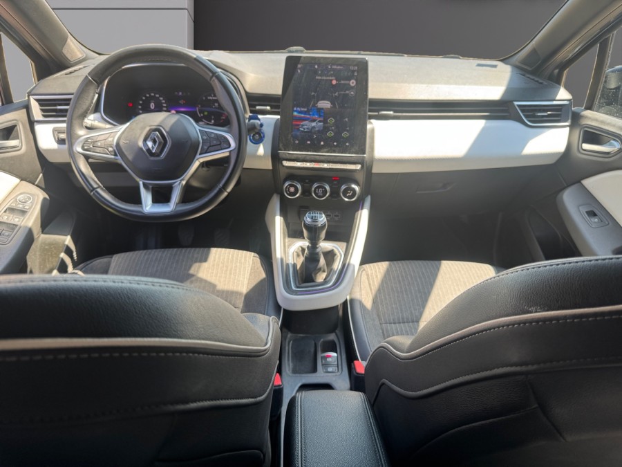 RENAULT d'occasion CLIO V INTENS de 2022 Lyon Nord (69)﻿