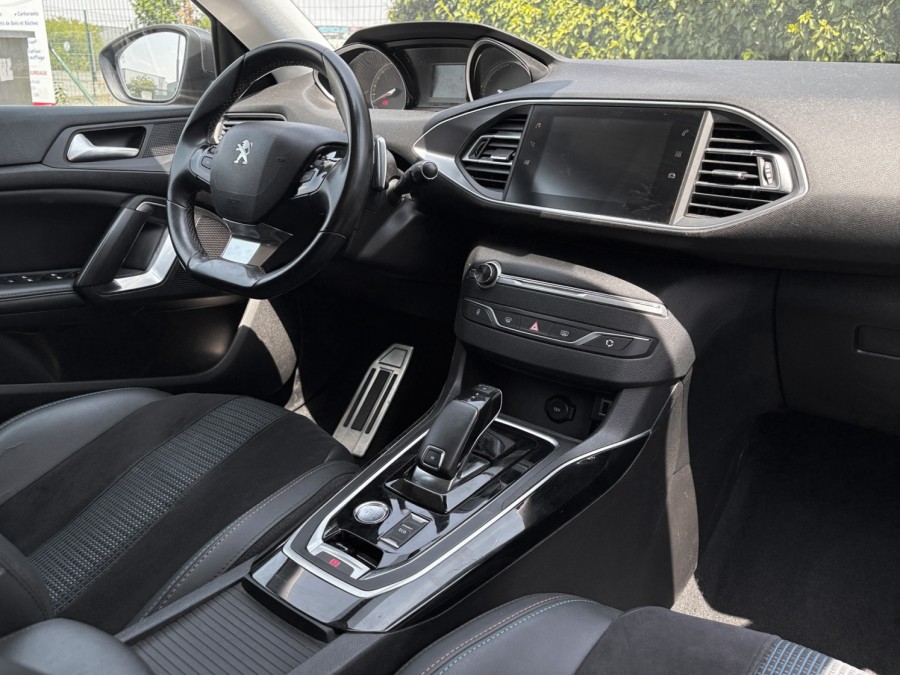 PEUGEOT d'occasion 308 II 1.2 PURE TECH 130 Tech Edition de 2020