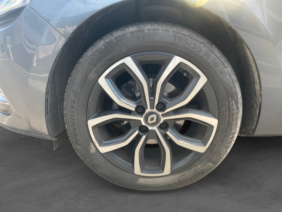 RENAULT d'occasion CLIO IV TCE 90 GENERATION de 2019 La Flèche (72)﻿