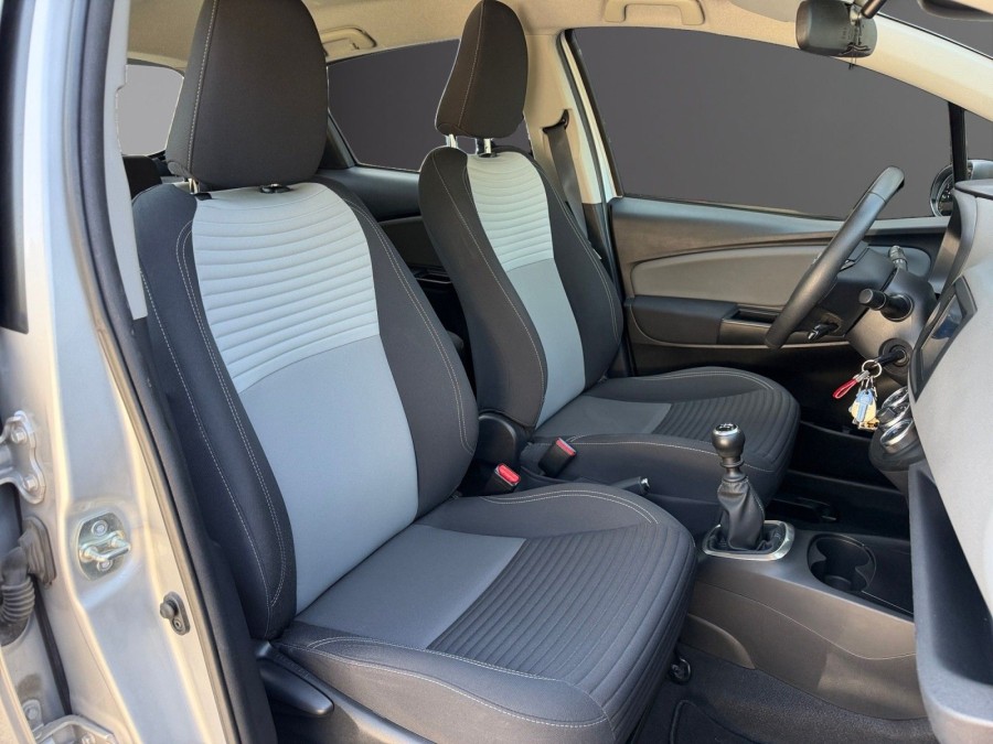 TOYOTA d'occasion YARIS 1.5 VVTI 110 FRANCE CONNECT de 2020 Nîmes