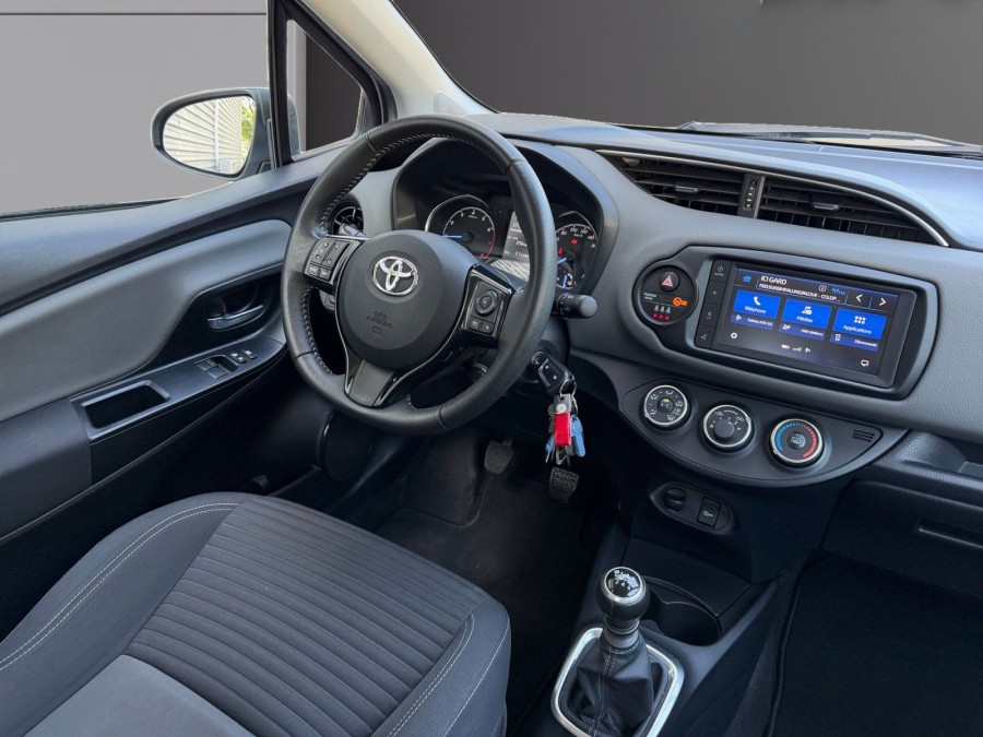 TOYOTA d'occasion YARIS 1.5 VVTI 110 FRANCE CONNECT de 2020 Nîmes