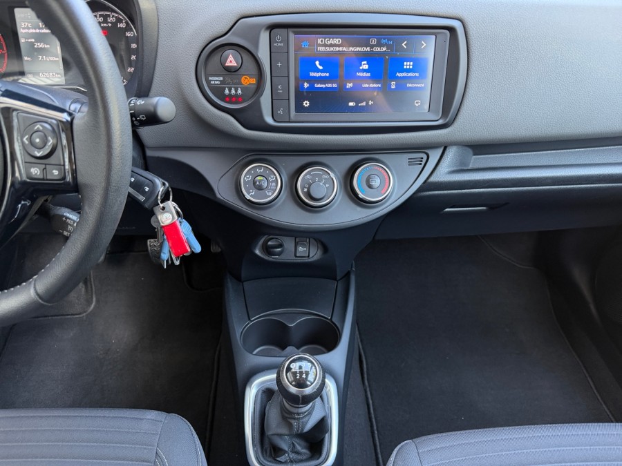 TOYOTA d'occasion YARIS 1.5 VVTI 110 FRANCE CONNECT de 2020 Nîmes