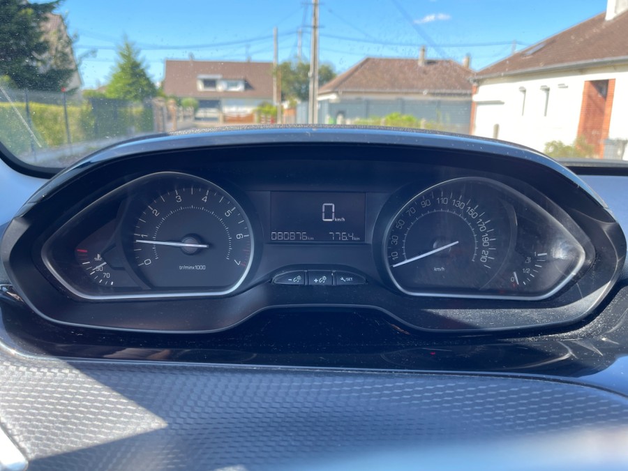 PEUGEOT d'occasion 2008 I 1.2 PURE TECH 82 ACTIVE BUSINESS de 2017 St