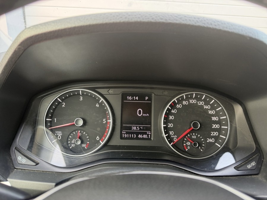 VOLKSWAGEN d'occasion AMAROK DC V6 3.0 TDI 224 CARAT BA de 2018 Salon