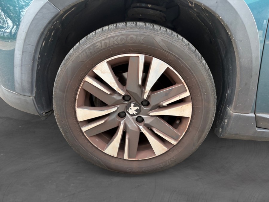 PEUGEOT d'occasion 2008 1.2 PURE TECH 110 ALLURE EAT de 2017 Nord