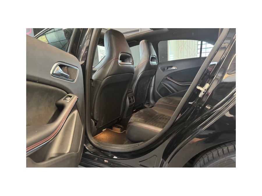 MERCEDES d'occasion CLASSE A A220 D AMG LINE BA de 2017 Aix Les Bains