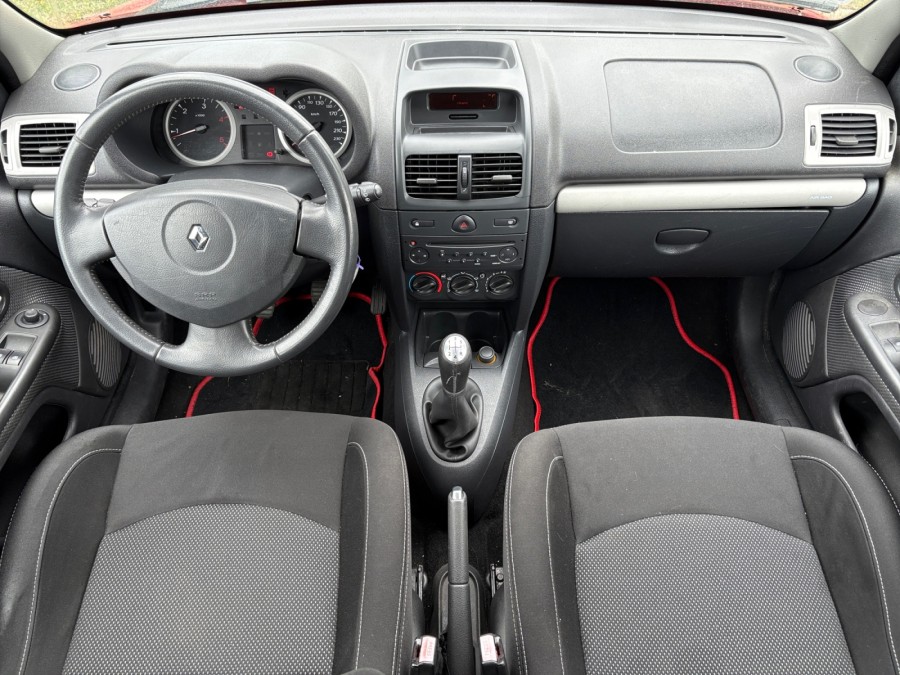 RENAULT d'occasion CLIO II CAMPUS EVOLUTION ACCES 1.5DCI 65 de 2010