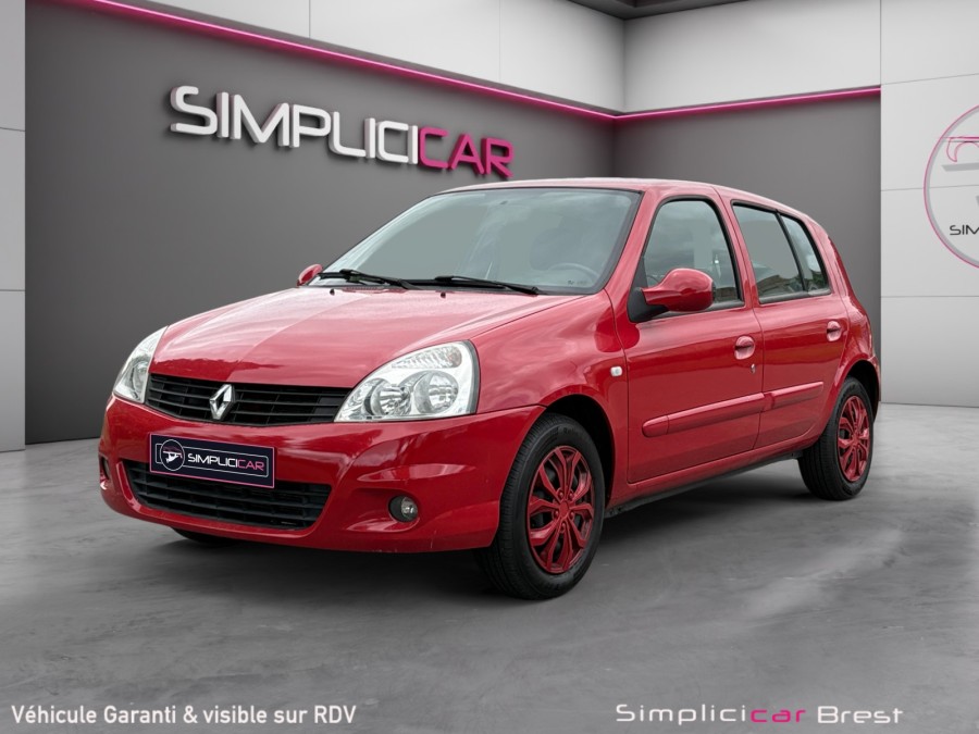 RENAULT d'occasion CLIO II CAMPUS EVOLUTION ACCES 1.5DCI 65 de 2010