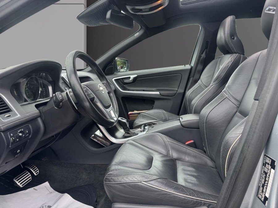 VOLVO d'occasion XC60 I SUV T5 AWD 245 R-DESIGN GEARTRONIC de 2015 St