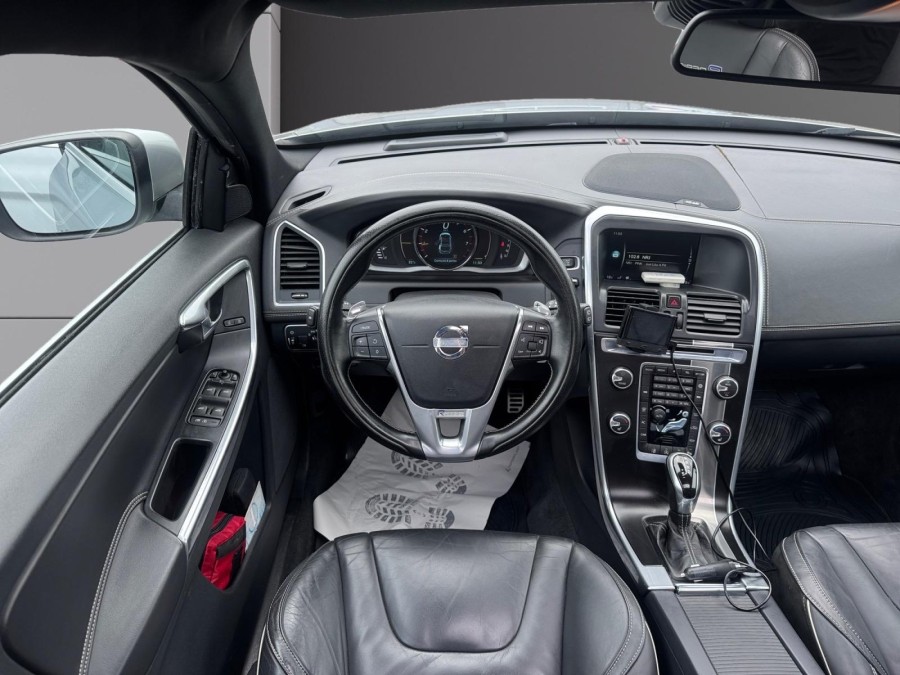 VOLVO d'occasion XC60 I SUV T5 AWD 245 R-DESIGN GEARTRONIC de 2015 St