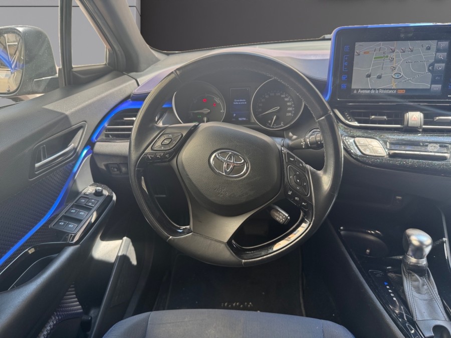 TOYOTA d'occasion C-HR 122H GRAPHIC de 2017 Le Raincy (93)﻿