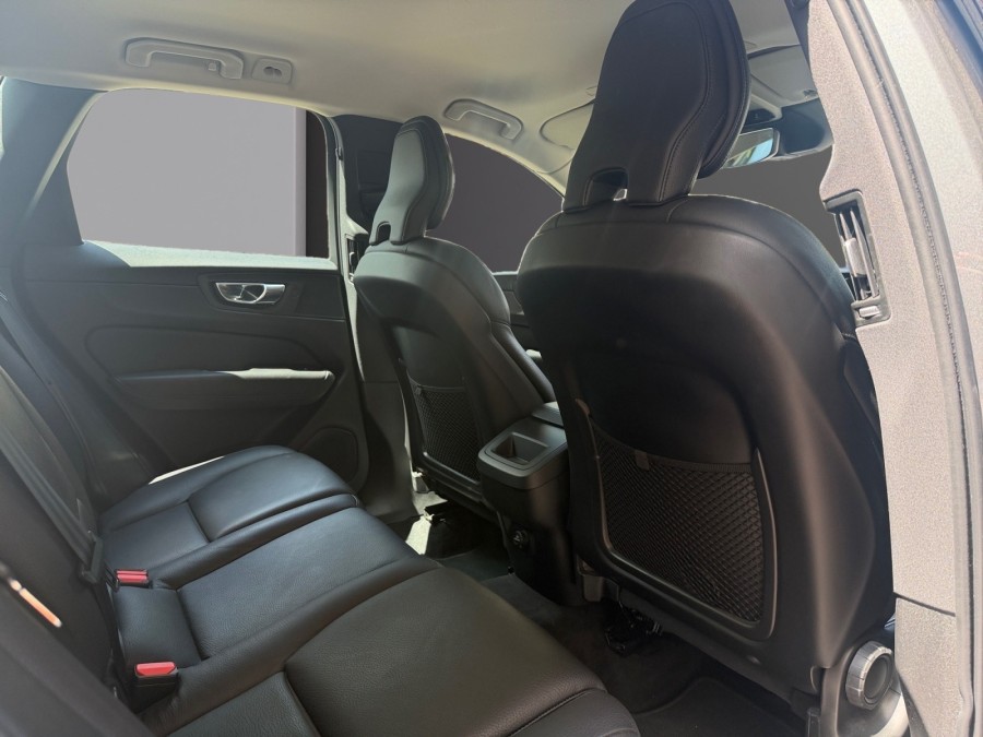 VOLVO d'occasion XC60 II D4 190 VOLVO XC60 LUXE de 2020 Le Raincy