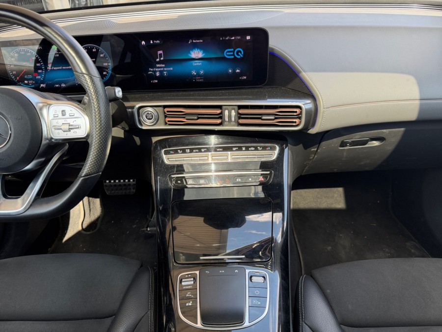 MERCEDES d'occasion CLASSE EQC MERCEDES 400 4MATIC AMG LINE de 2021