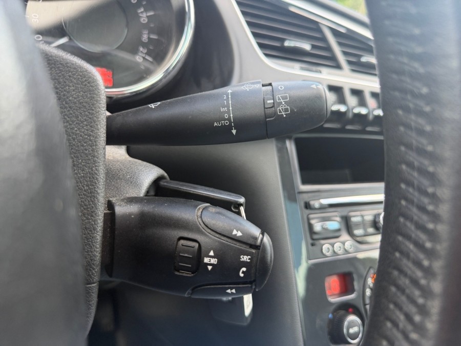 PEUGEOT d'occasion 3008 I MONOSPACE 2.0 BLUE HDI 150 ALLURE de 2016