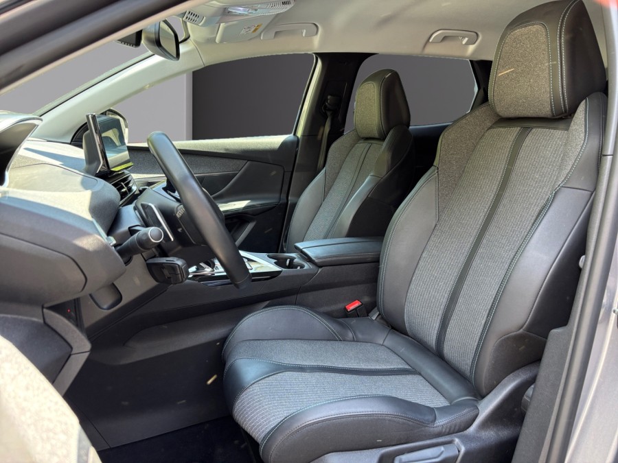 PEUGEOT d'occasion 3008 II SUV PEUGEOT 3008 II 130ch S&S EAT8 Allure