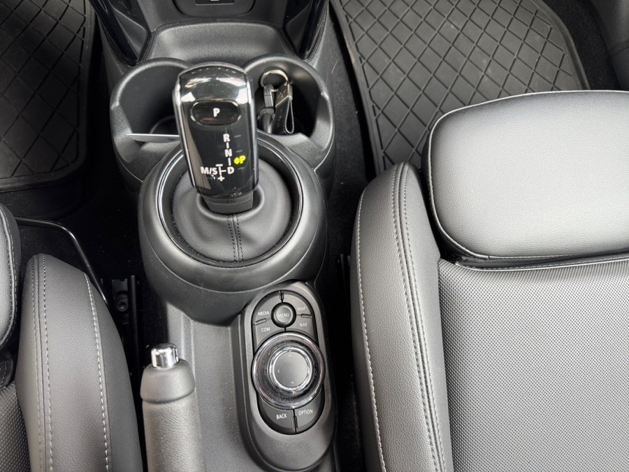 MINI d'occasion MINI COOPER S 178 CAMDEN BA PH3 de 2023 Montreuil