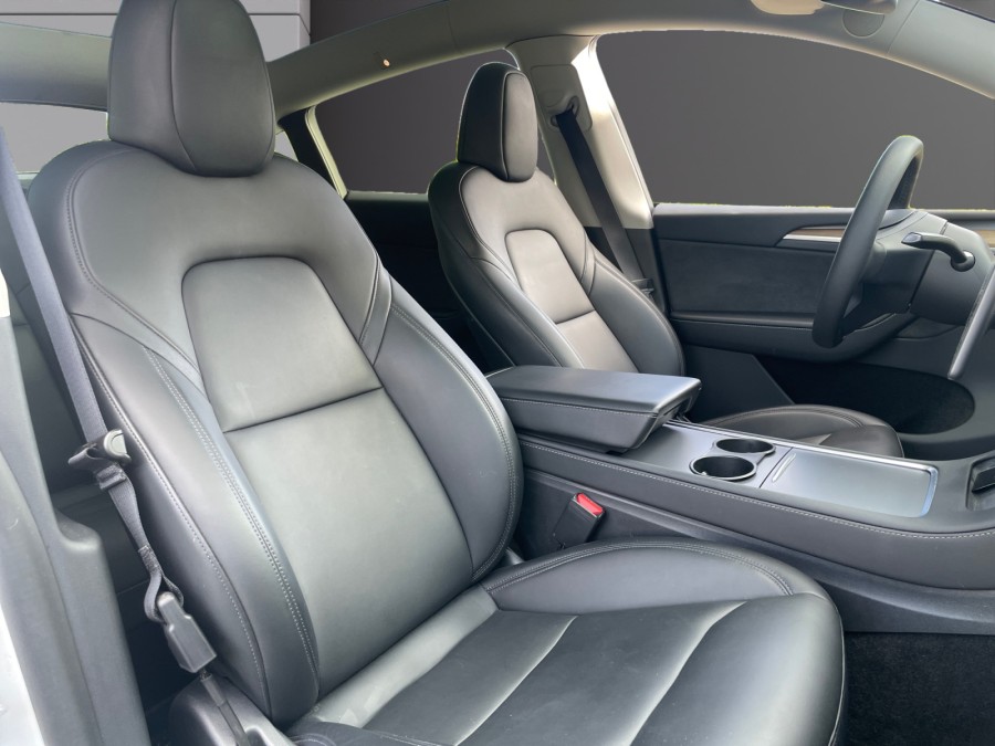 TESLA d'occasion MODEL Y PERFORMANCE AWD de 2023 Royan (17)﻿