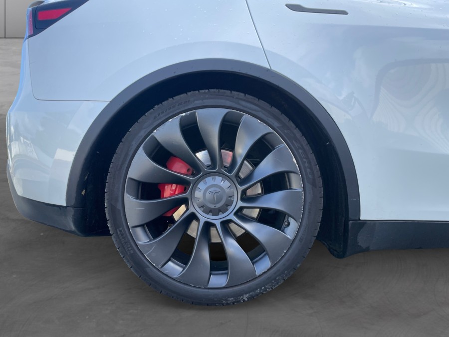 TESLA d'occasion MODEL Y PERFORMANCE AWD de 2023 Royan (17)﻿