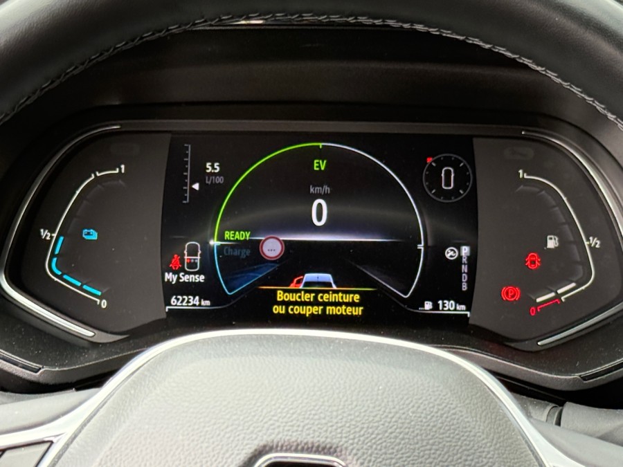 RENAULT d'occasion CLIO 1.6 HYBRID INTENS SÉRIE LIMITÉE LUTECIA 145CH