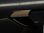 RENAULT d'occasion CLIO 1.6 HYBRID INTENS SÉRIE LIMITÉE LUTECIA 145CH