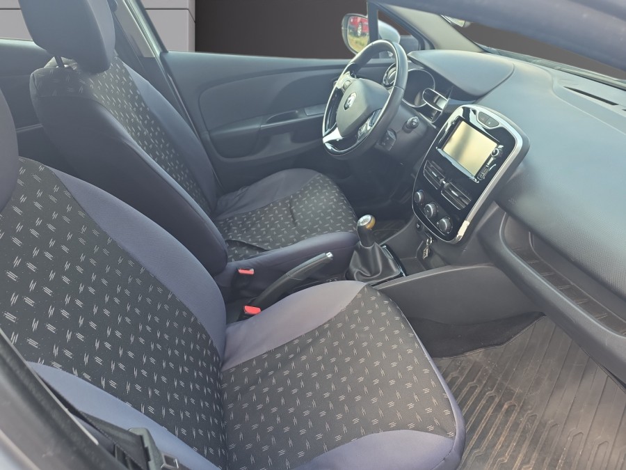 RENAULT d'occasion CLIO IV 1.5 DCI 90 BUSINESS de 2016 Le Puy en