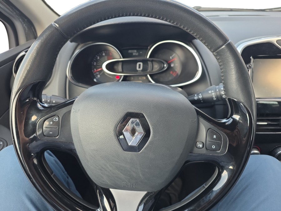 RENAULT d'occasion CLIO IV 1.5 DCI 90 BUSINESS de 2016 Le Puy en