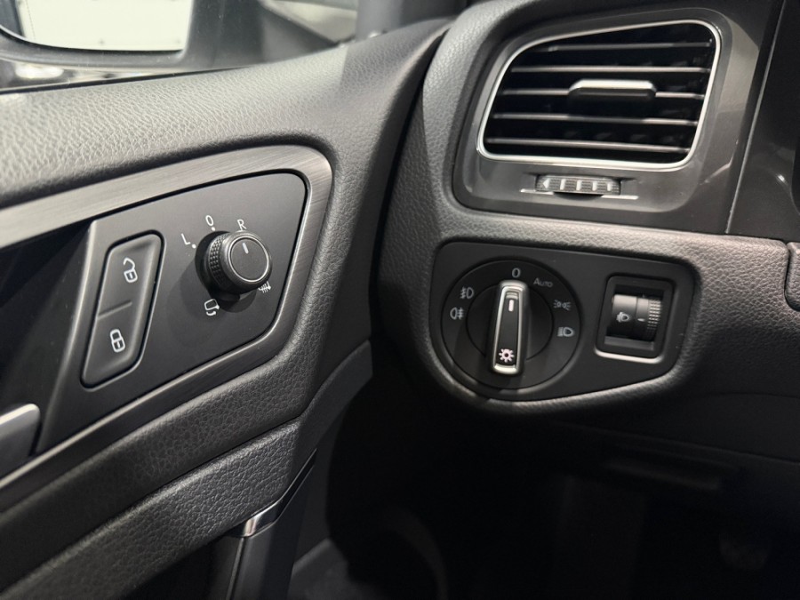 VOLKSWAGEN d'occasion GOLF VII 1.6 TDI 115 FIRST EDITION de 2017
