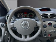 RENAULT d'occasion CLIO 1.5 dCi 105 de 2006 Salon de Provence (13)﻿