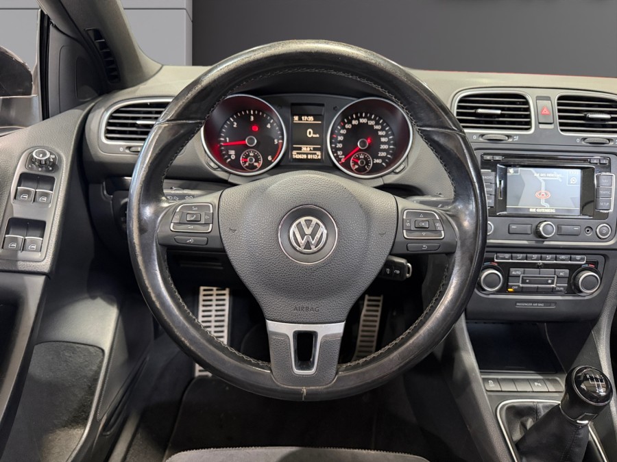 VOLKSWAGEN d'occasion GOLF VI DECAPOTABLE 1.6 TDI CARAT de 2012