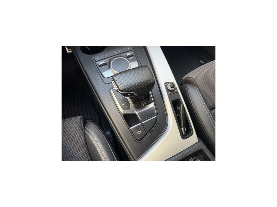 AUDI d'occasion A4 B9 AVANT AVANT 2.0 TDI 150S-LINE S TRONIC de 2017