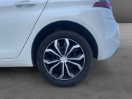 PEUGEOT d'occasion 308 II 1.6 BLUE HDI 120 PREMIUM de 2018 Royan (17)﻿
