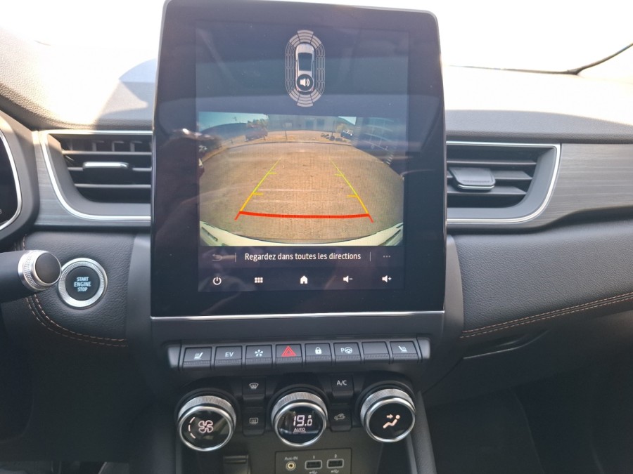 RENAULT d'occasion CAPTUR II 1.6 E-TECH PLUG-IN 160ch INITIAL PARIS