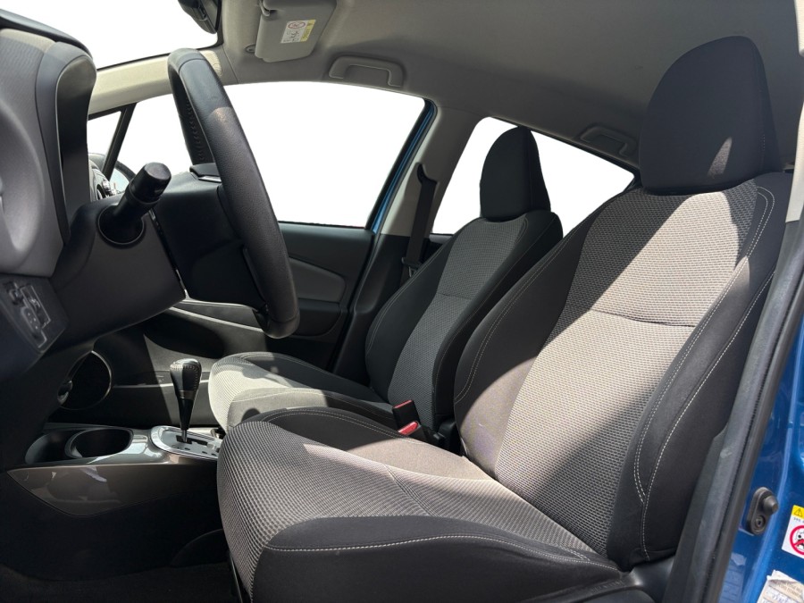 TOYOTA d'occasion YARIS 100H DYNAMIC BUSINESS de 2014 Orgeval