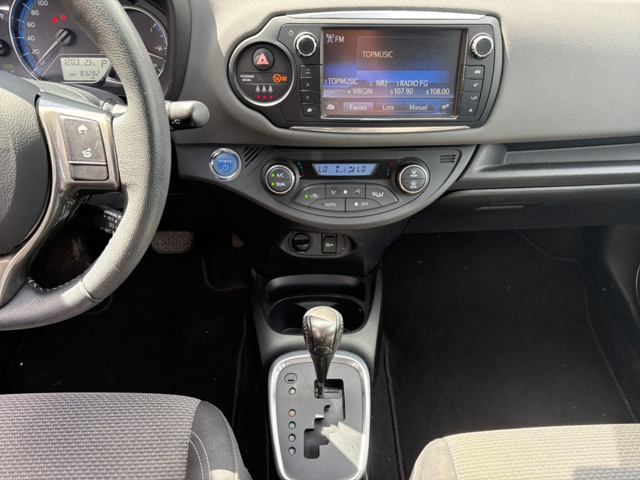 TOYOTA d'occasion YARIS 100H DYNAMIC BUSINESS de 2014 Orgeval