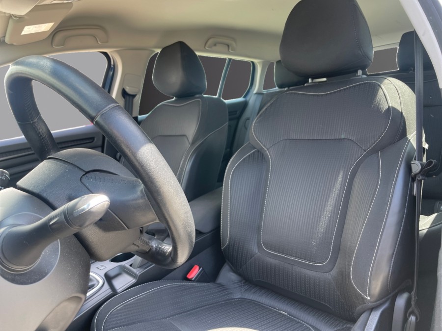 RENAULT d'occasion MEGANE IV ESTATE ESTATE 1.5 DCI 90 ch BUSINESS de