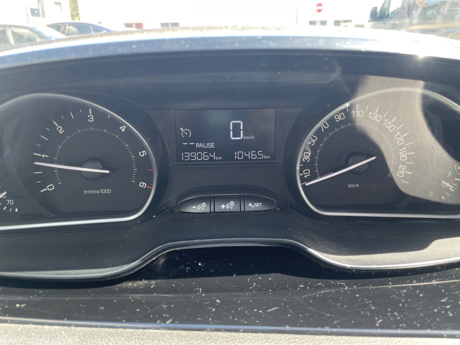 PEUGEOT d'occasion 208 I ACTIVE 1.6 BLUE HDI 75 PRO de 2016 Les