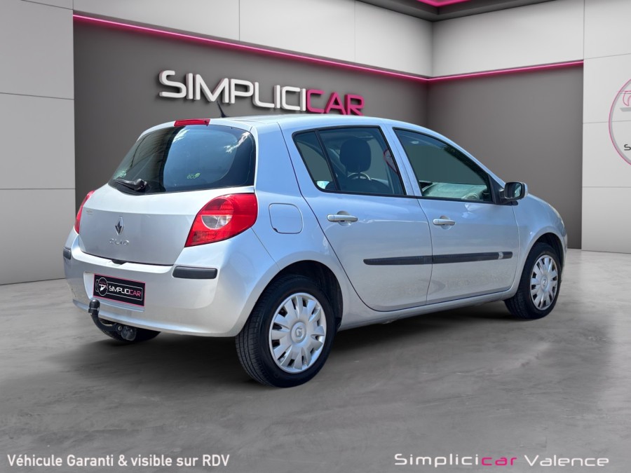 RENAULT d'occasion CLIO III 1.5 DCI 70 de 2008 Valence (26)﻿