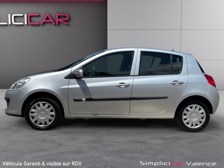 RENAULT d'occasion CLIO III 1.5 DCI 70 de 2008 Valence (26)﻿
