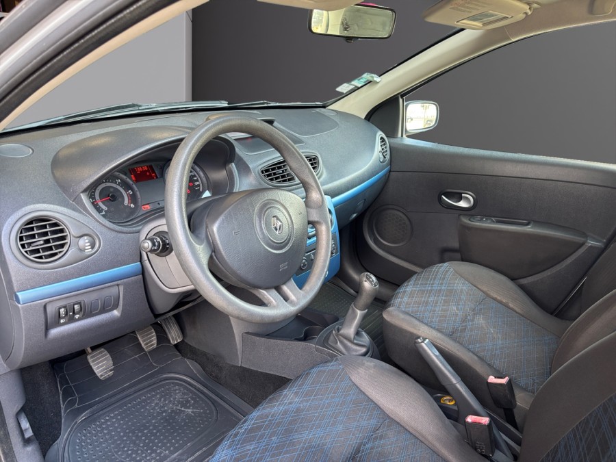 RENAULT d'occasion CLIO III 1.5 DCI 70 de 2008 Valence (26)﻿
